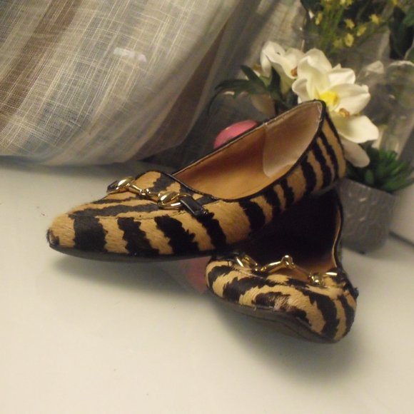 womens flats/slip ons/animal print by Dolce Vita - Picture 5 of 5
